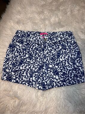 Lilly Pulitzer Jayne shorts Size 14 Oyster Bay Krillin It print Blue White 7”